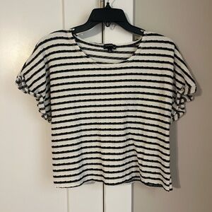 Chic Striped Short Sleeve Top